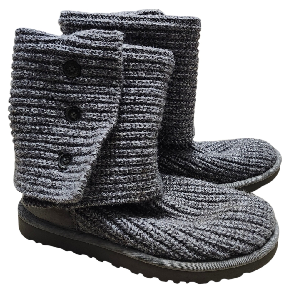 Uggs Gray Classic Cardy Sweater Knit Boots. Sz. 7/38